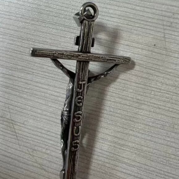 Jesus on Cross Pendant,  Titanium Steel, ready to use as necklace - Picture 3 of 14